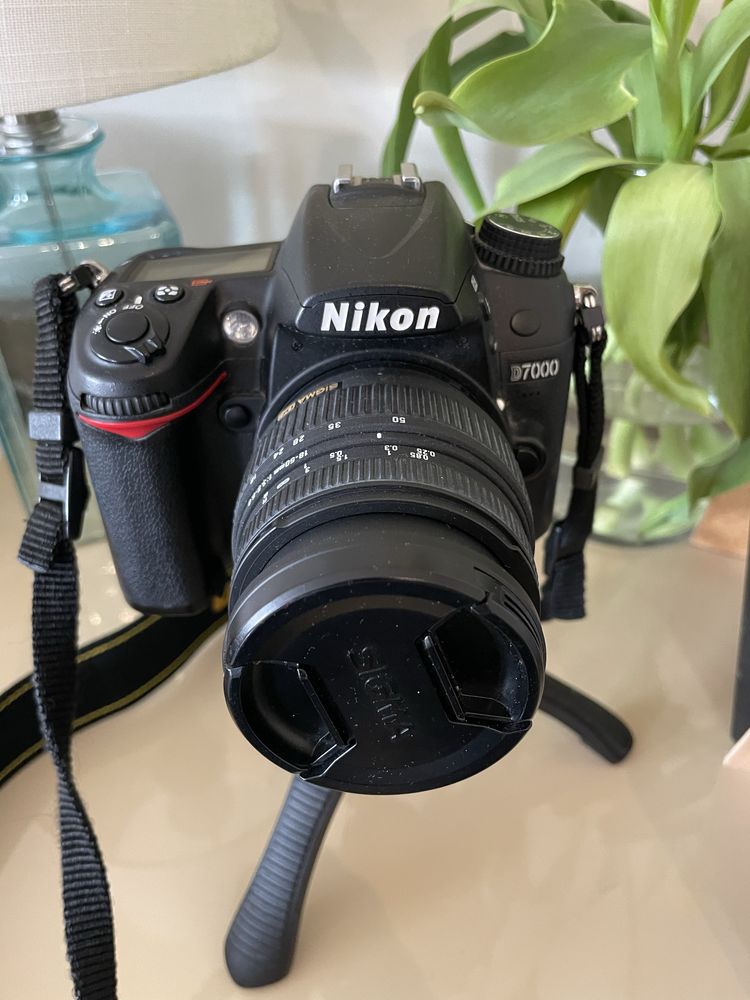 Nikon D7000 + sigma 18-50 - lustrzanka bdb stan