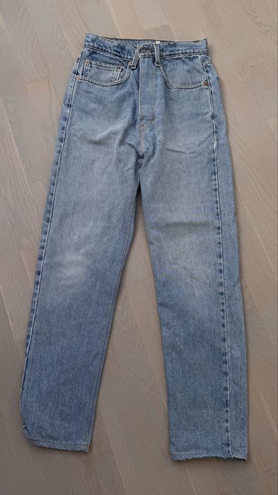 Продам джинси Levis