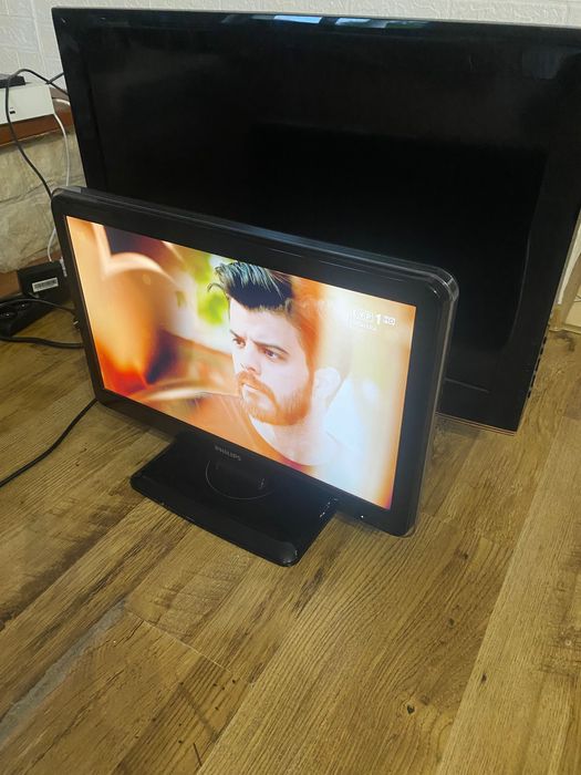 Philips 22 i 32 cal z dekoderem dvb