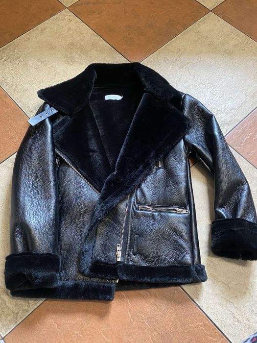 Жіноча чорна дублянка М