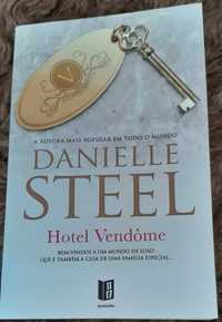 Livro de bolso Hotel Vendôme de Danielle Steel