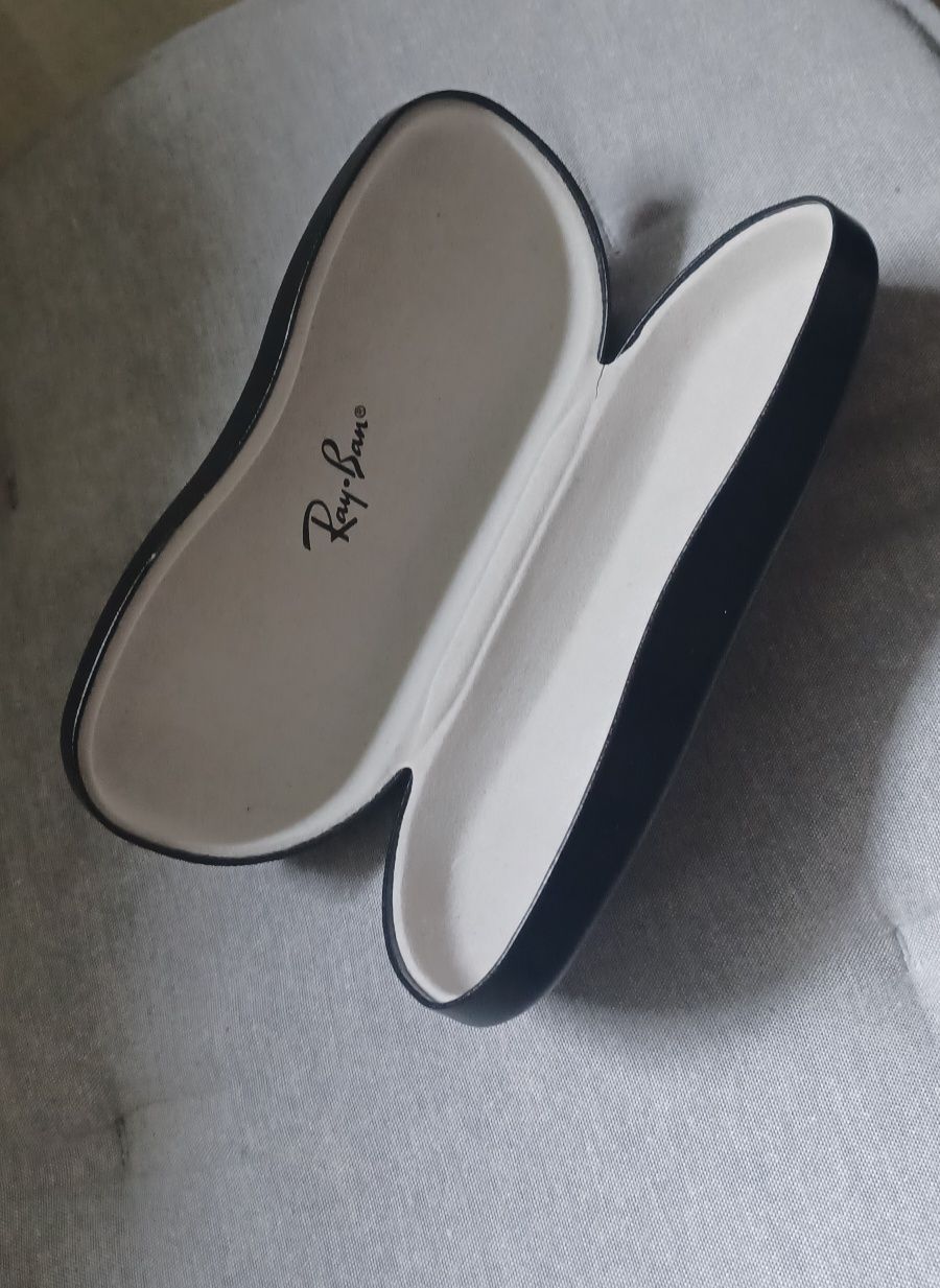 Ray Ban etui na okulary