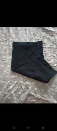 Czarna prążkowana spódnica
