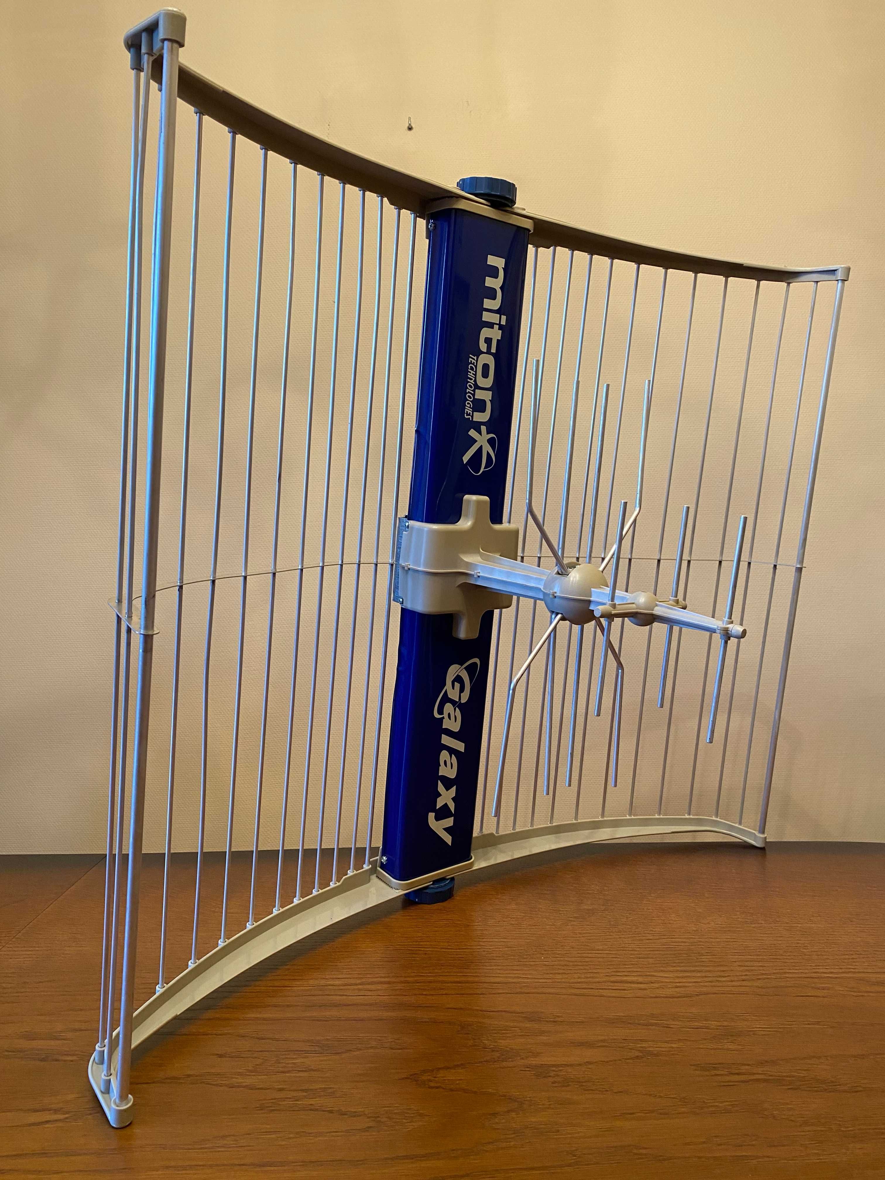 Antena cyfrowa MITON AV-860B plus dekoder telewizji cyfrowej