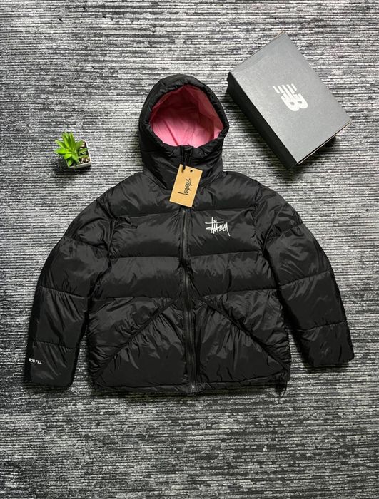 Kurtka stussy w rozmiarze m