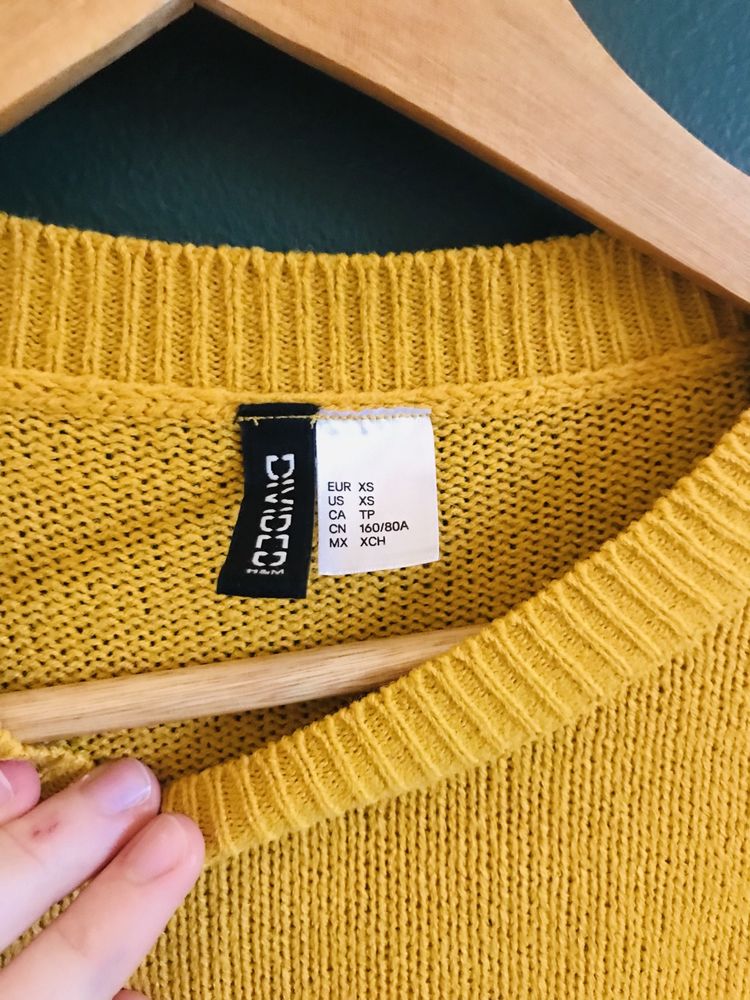 Żółty sweter H&M