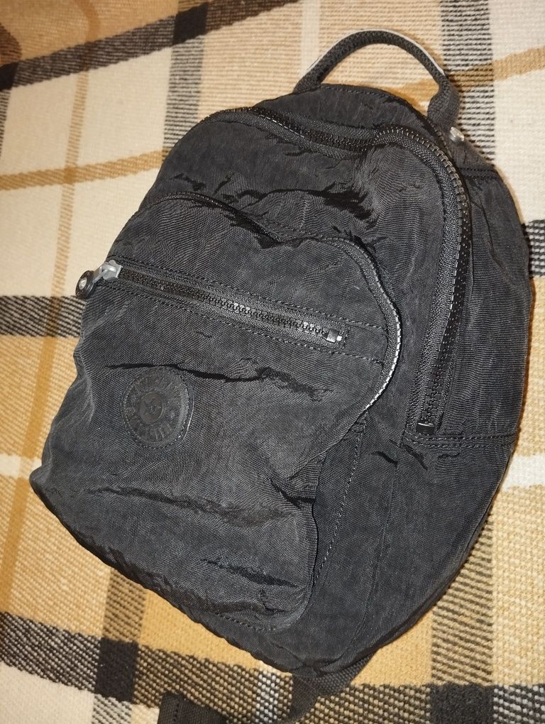 Kipling рюкзак среднего размера