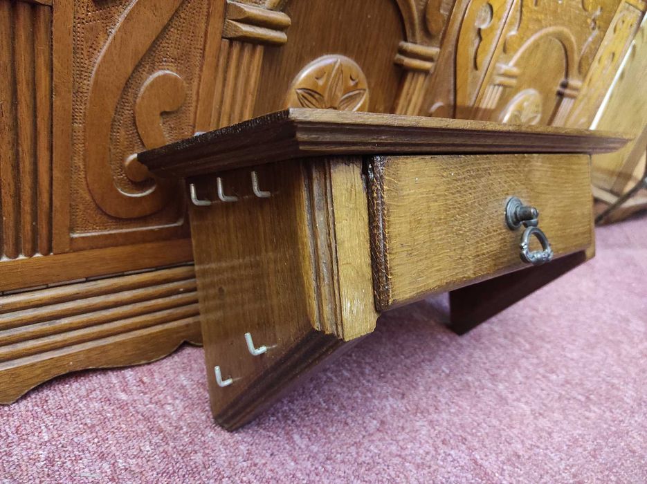 Drewniana Półka z szufladą na klucze 40 cm,