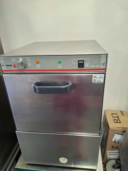 Посудомийна машина Fagor LVC-21B