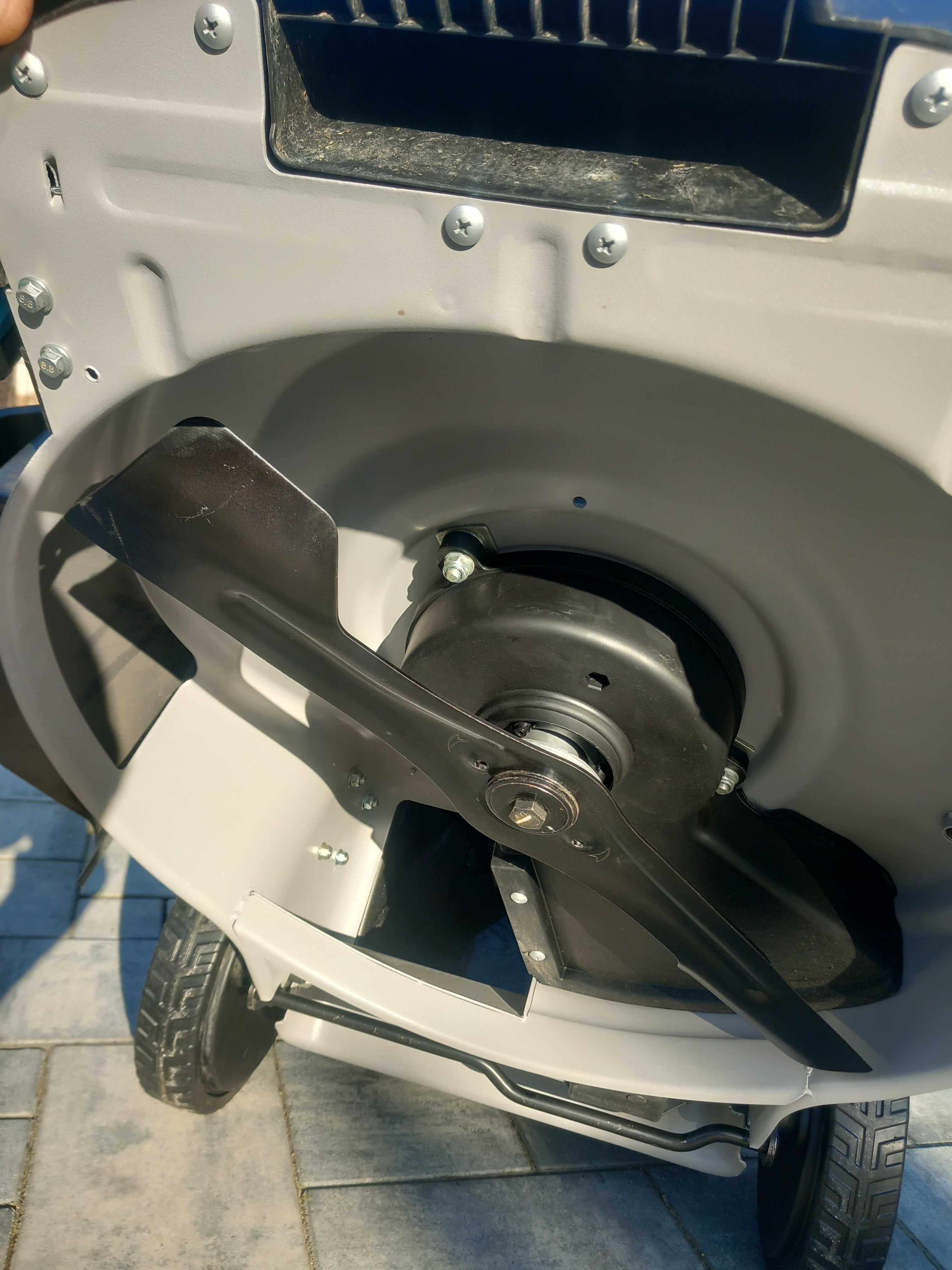 Kosiarka spalinowa z napędem Honda GCV170 erbauer elmp170sp51