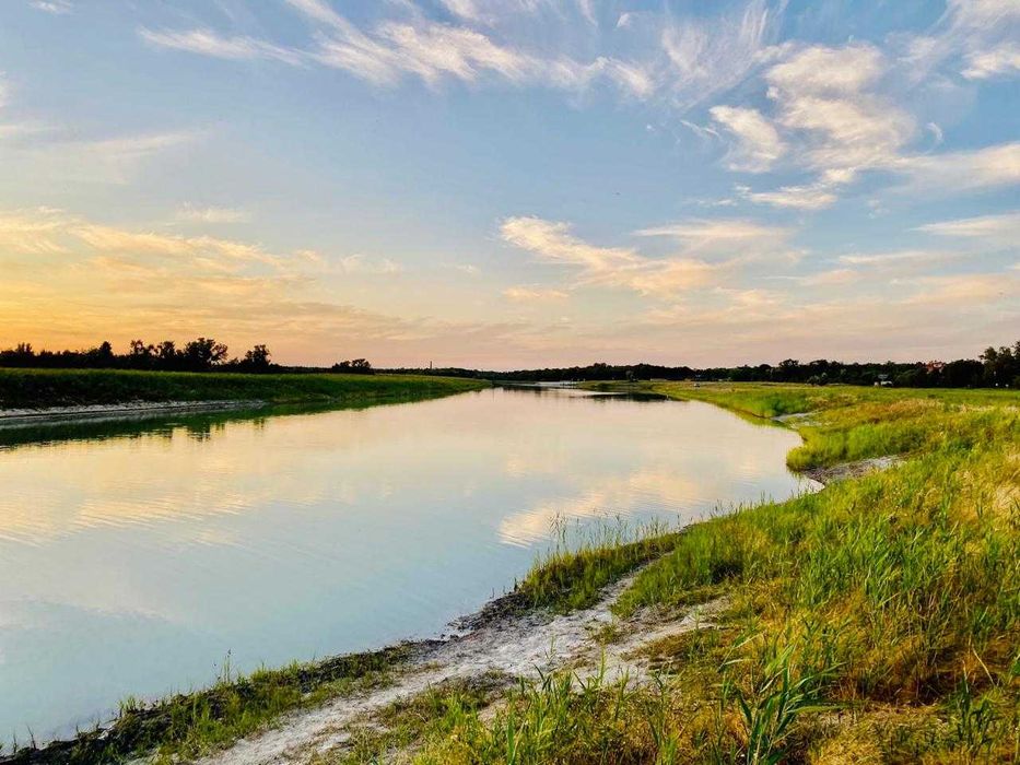 Продам участок в пос.Обуховка