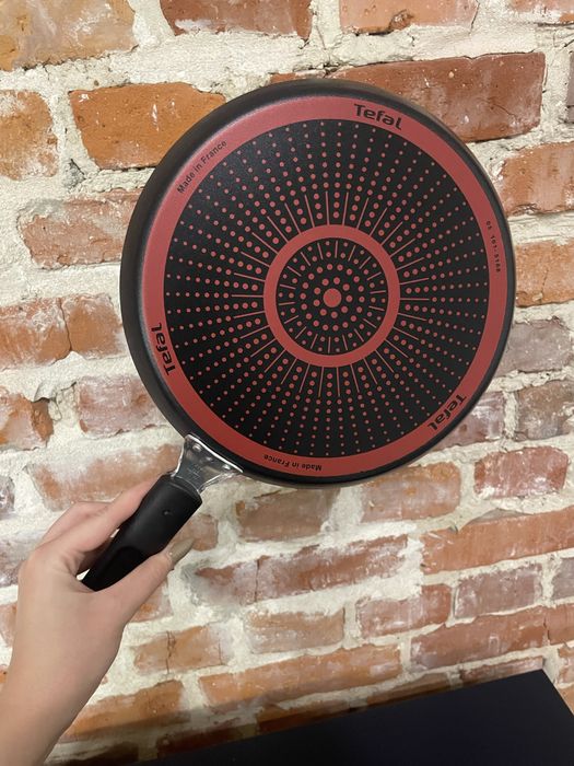 Patelnia do naleśników Tefal 25 cm – nowa, nieużywana