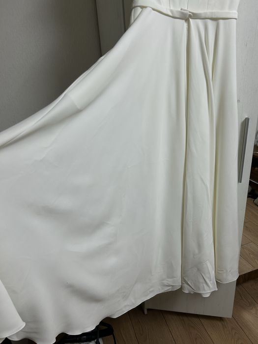 Сукня  вечірня/весільна