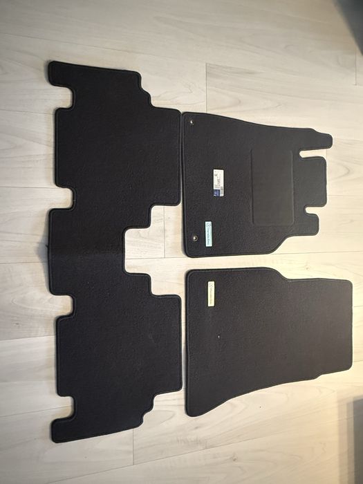 Dywaniki do Mercedes komplet 4 sztuki do