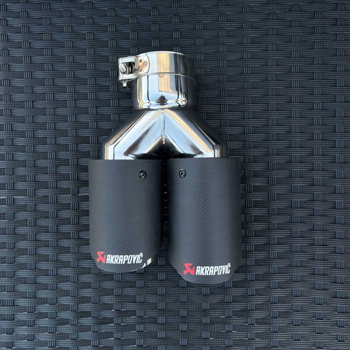 Склад наявність розпродаж насадки насадка глушителя глушника akrapovic