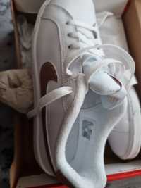 Nowe buty damskie Nike court royale 40