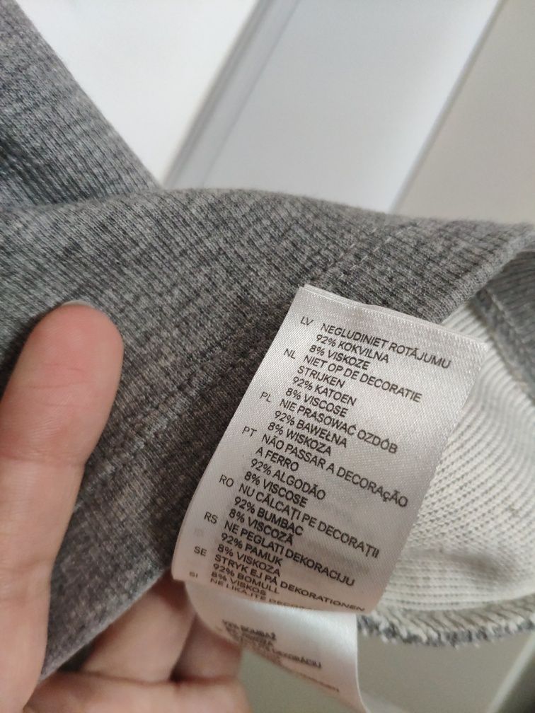 Dresowa bluzka z cekinowymi ozdobami H&M. Rozm.M/L. Bawełna &Wiskoza