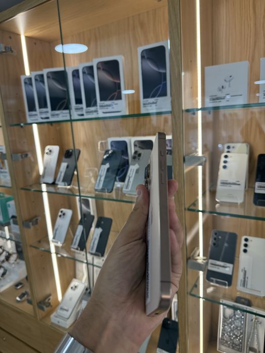 IPHONE 16 PRO MAX 256GB COMO NOVO