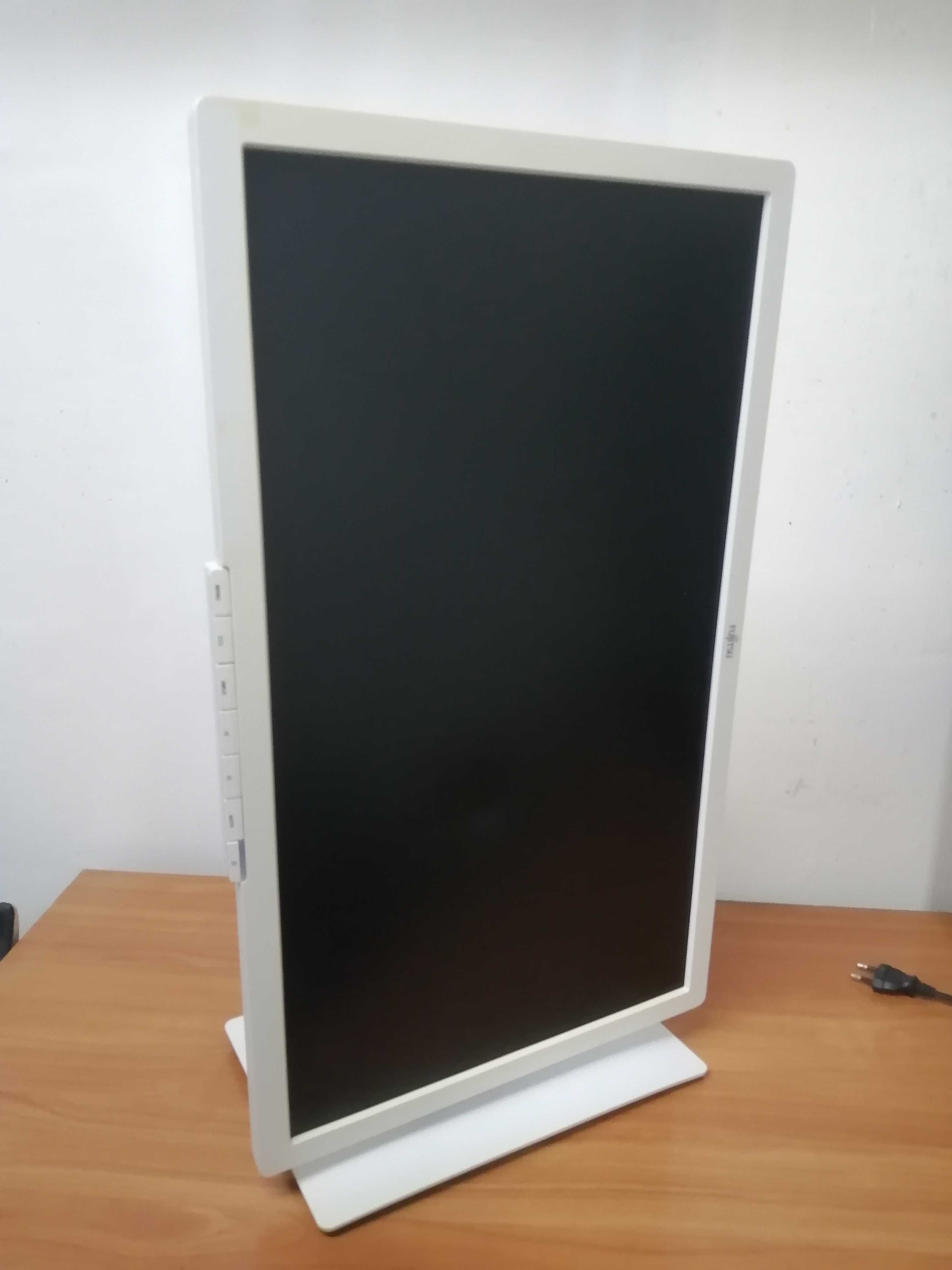 Продам монитор fujitsu b24t-7 led на запчасти
