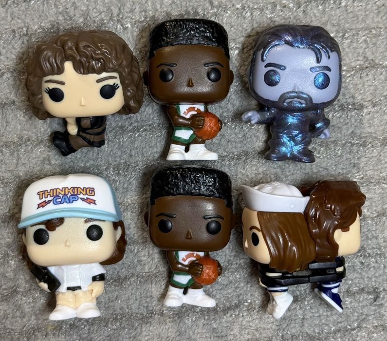 Kinder Joy stranger things/Кіндер джой Дивні Дива продаж обмін фігурок