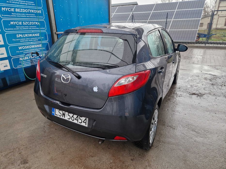 Sprzedam auto Mazda 2 1.4 diesel długie opłaty doinwestowana.