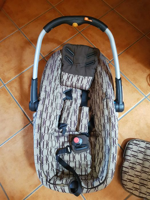 Ovo/alcofa + Carrinho bébé Carolina Herrera