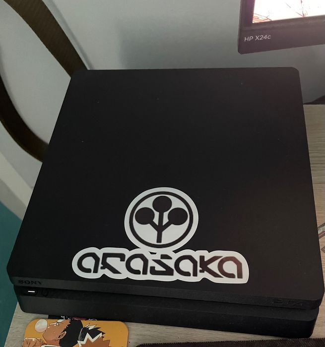 PlayStation 4 slim 512 gb