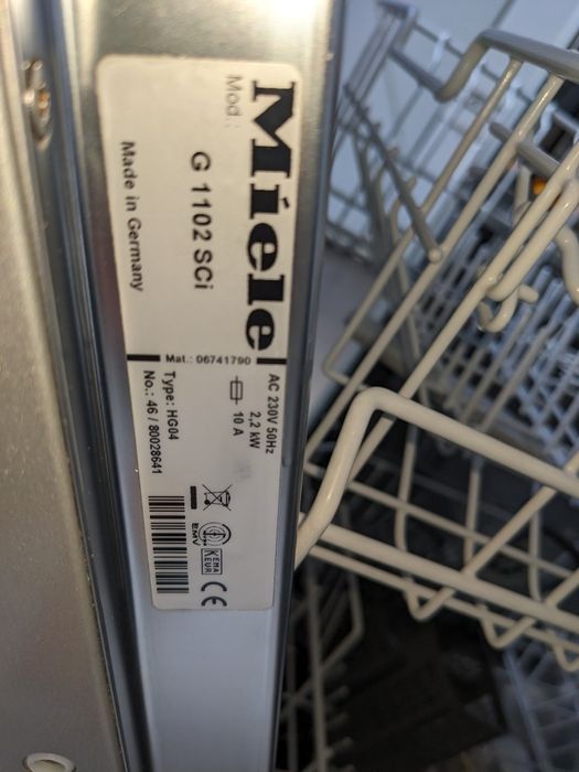 Вузька Посудомийна машина Miele G1102SCi 45/57/81см/компактна Посудоми