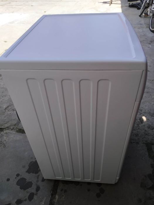 Пралка Whirlpool на 6 кг