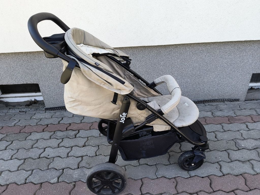 Wózek spacerowy joie litetrax 4