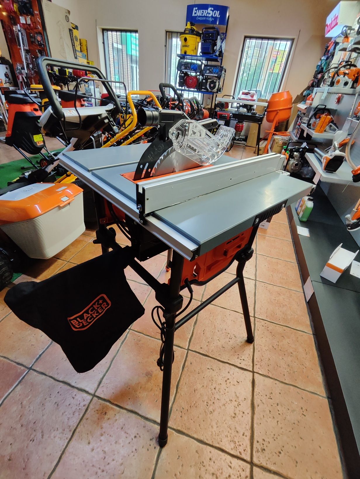 Стол циркулярный переносной сетевой BLACK+DECKER BES720/пила/254мм/Га2