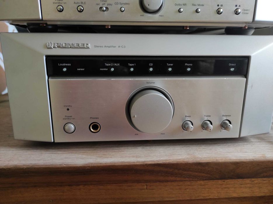 sprzedam wieżę PIONEER seria C-3 cztery elementy