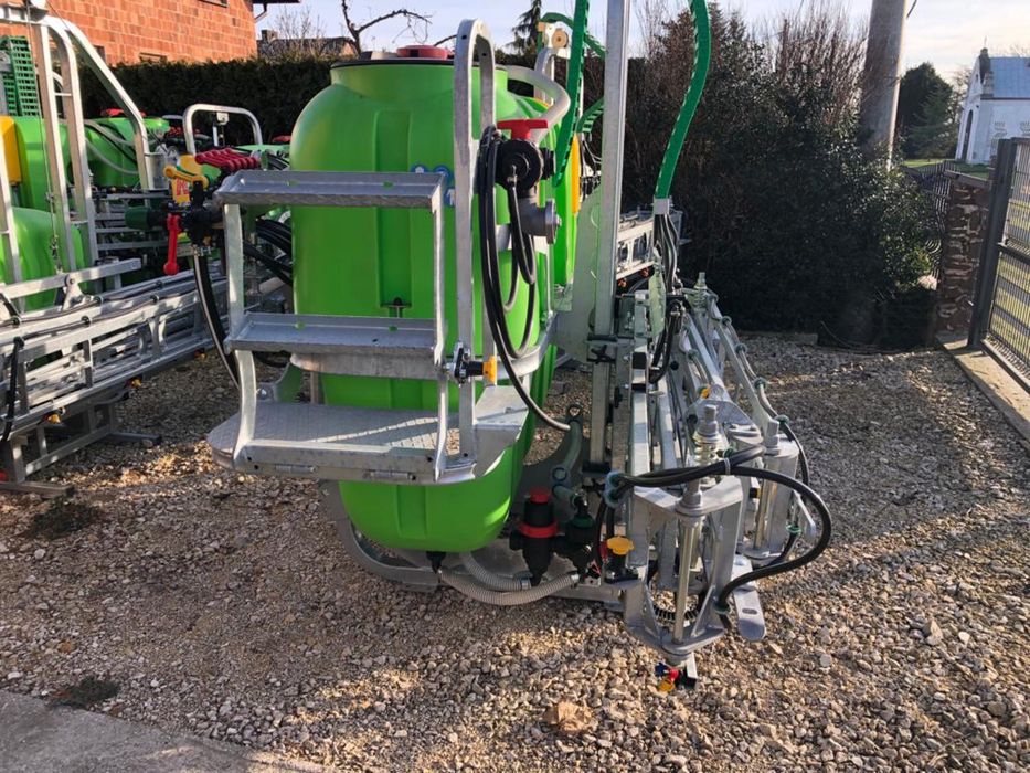 Opryskiwacz zawieszany ciągany Tolmet 200:600:800:1200l