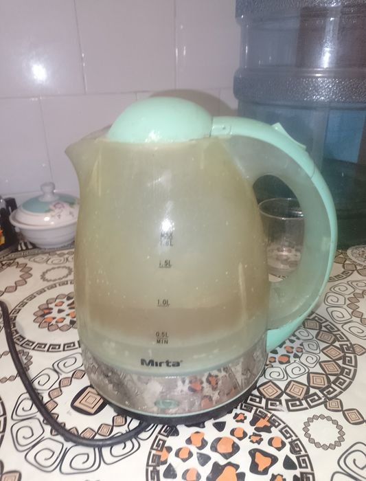 Продам чайник на 1,8литра