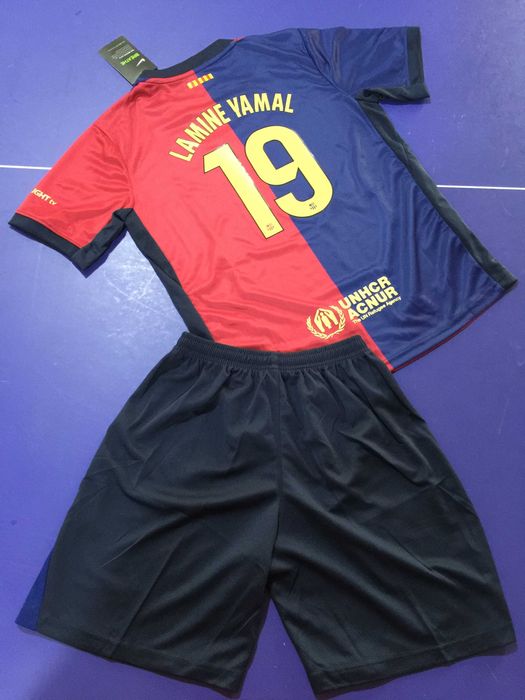 Strój dziecięcy #19 Lamine Yamal FC Barcelona domowa R.28