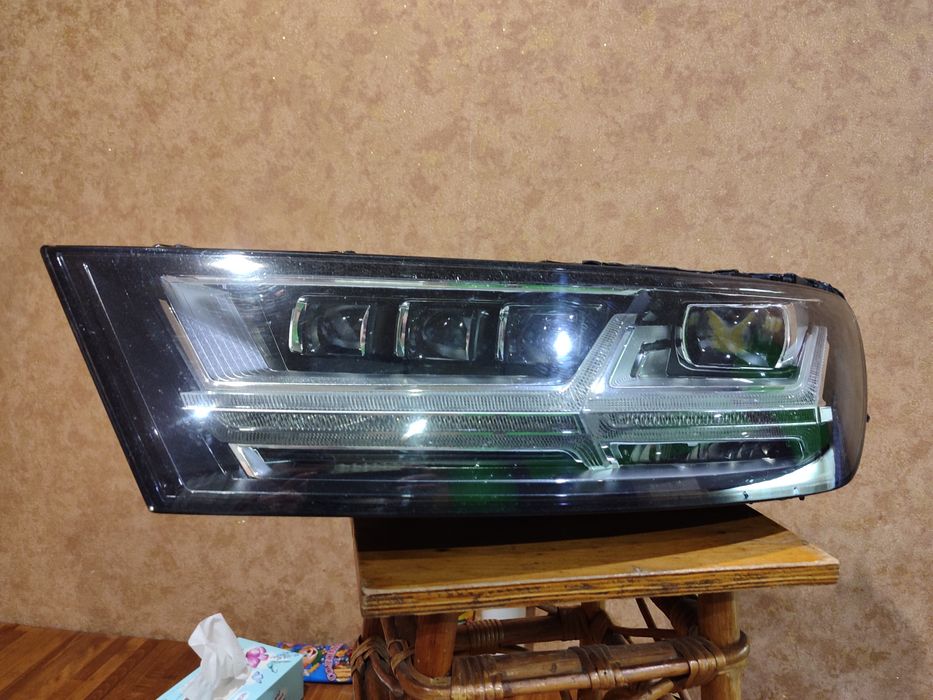 Фара ліва AudiQ7 4M Ful lLED MATRIX 771.61.000.00