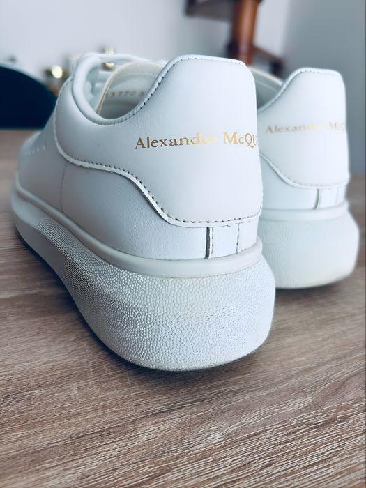 AlexMcqueen white