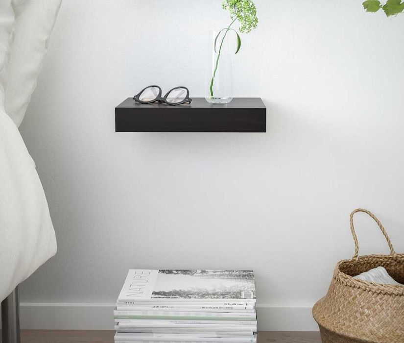 2 estantes de parede preto-castanha Ikea