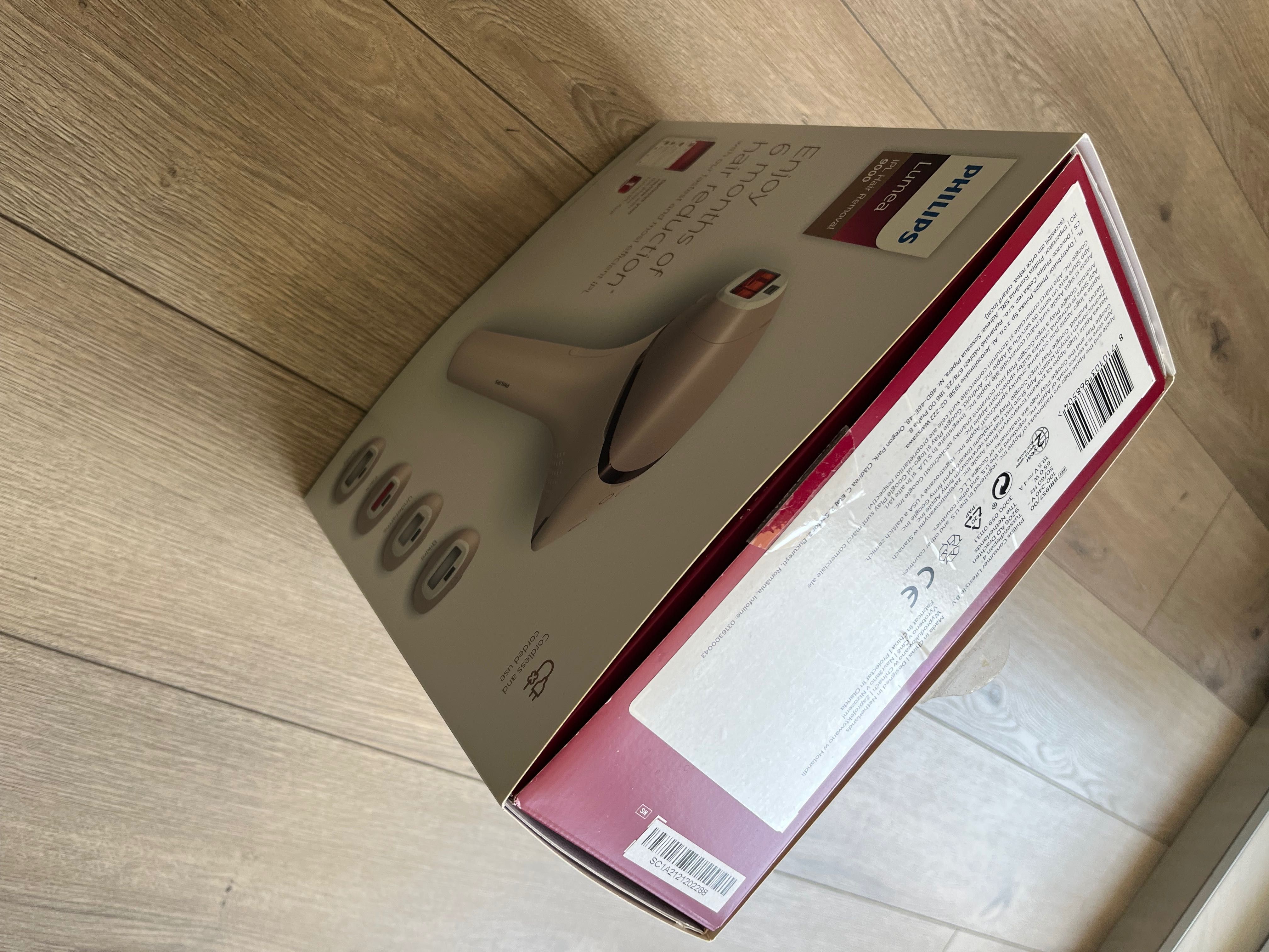 Depilator IPL Philips Lumea 9000 BRI957/00 (Jak nowy)