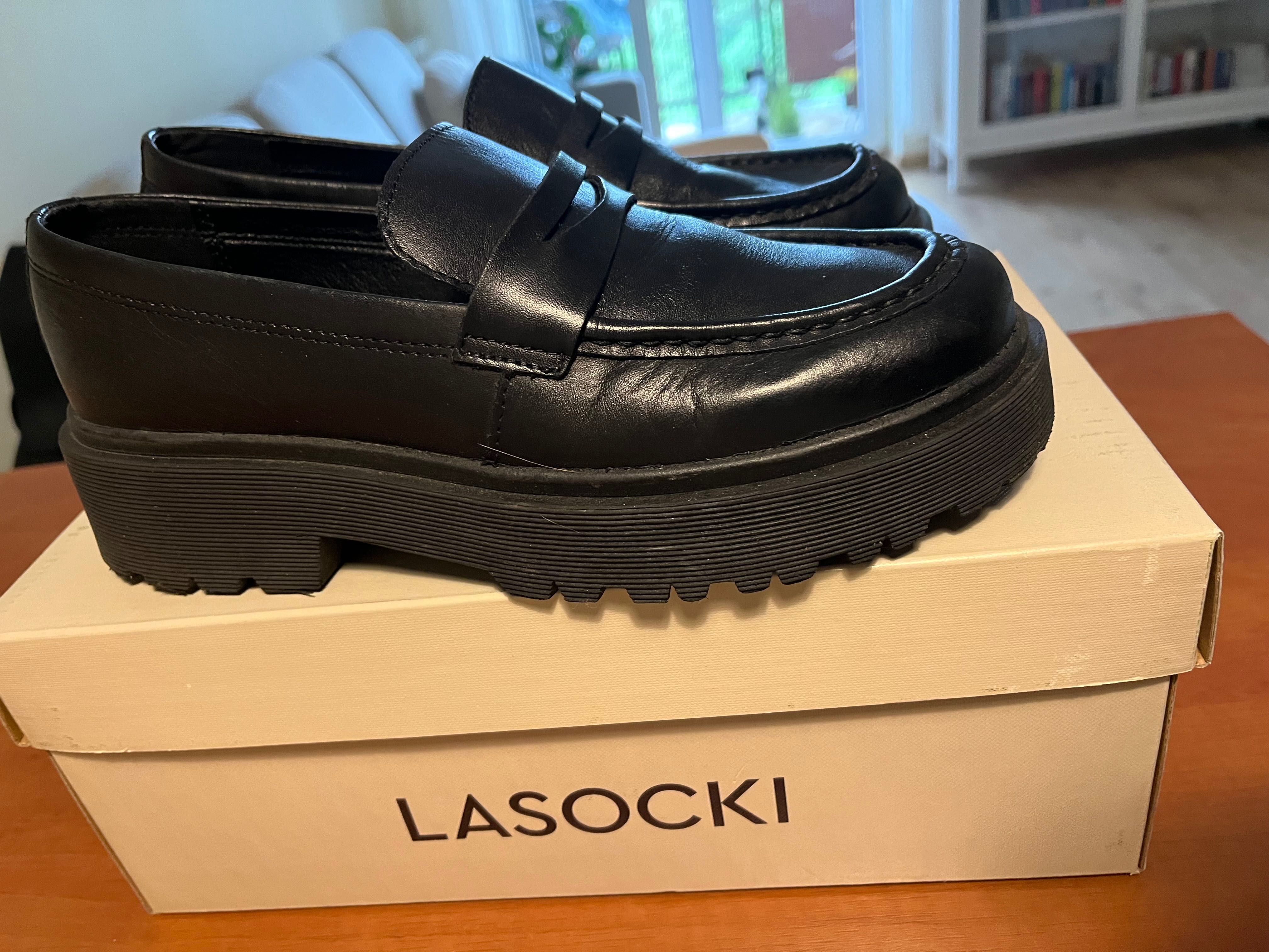 Buty Lasocki loafersy na grubej podeszwie
