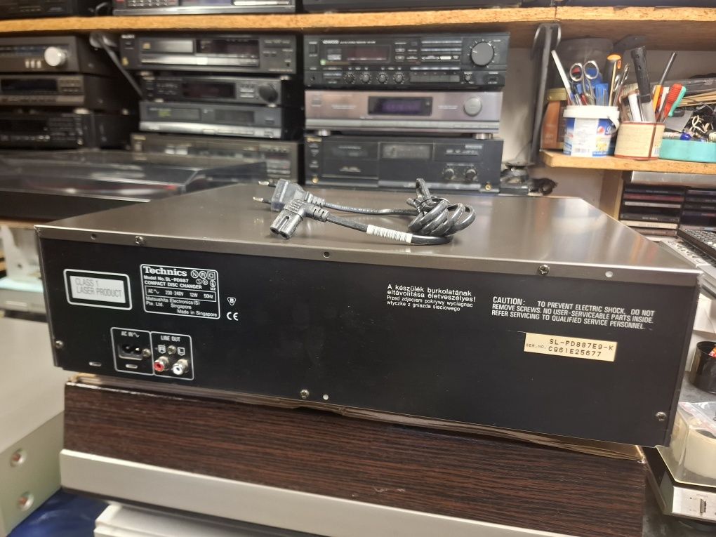 Zmieniarka Technics SL-PD887