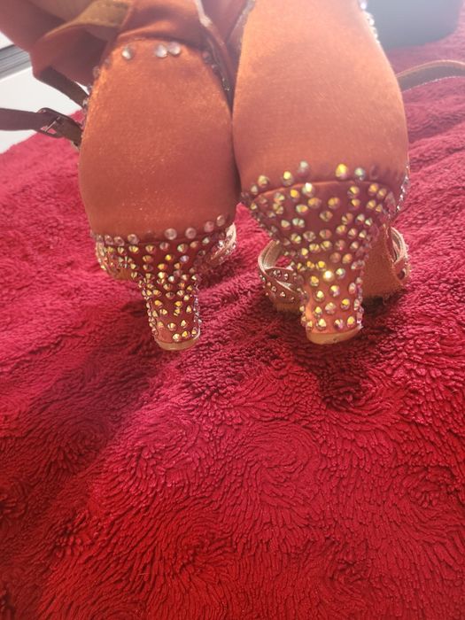 Buty taneczne,rozm.37,5