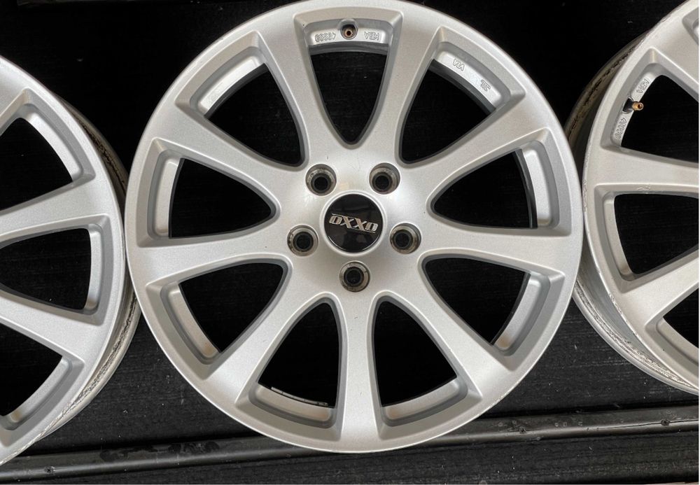 Диски R17 5/112 Skoda Octavia A5 A7 A8 Superb Karoq VW Passat B7 B8
