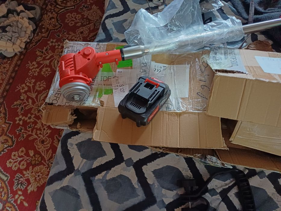 Vendo Roçadora Nova