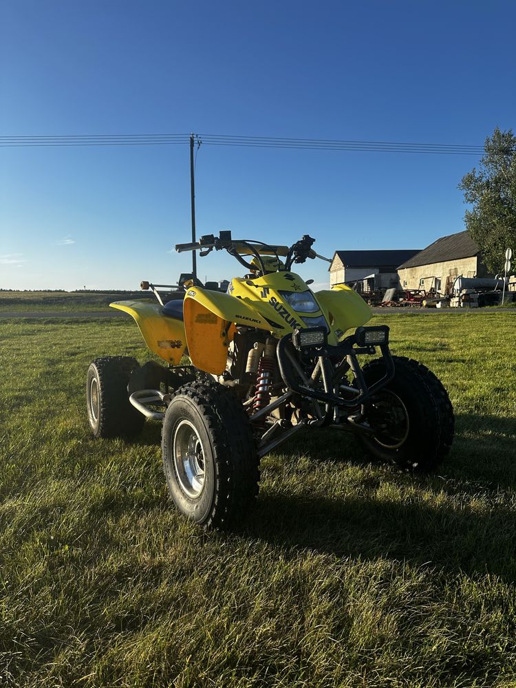 Suzuki ltz 400.