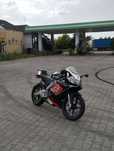 Aprilia rs4 125.
