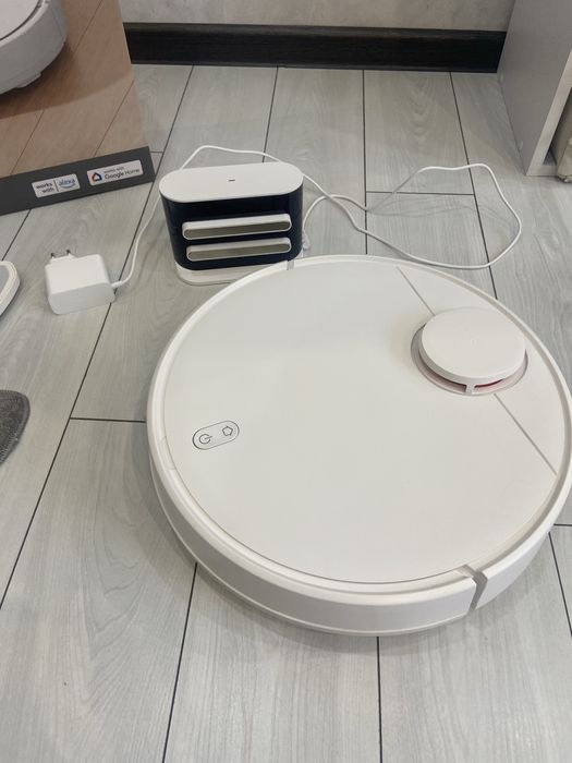 Робот-пылесос XIAOMI