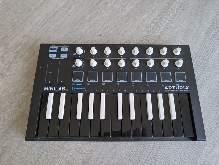 Arturia minilab MK II - controlador MIDI
