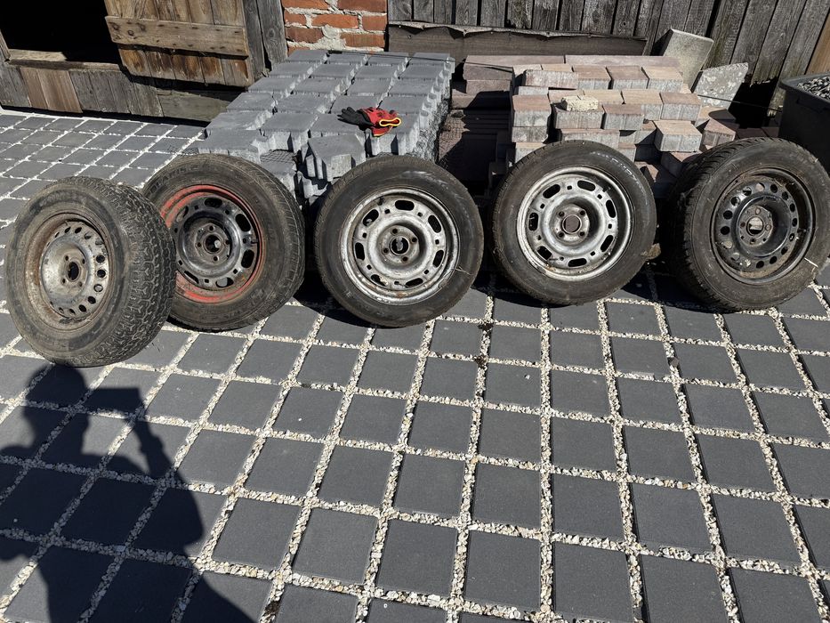 Felgi stalowe z oponami R14 cena za komplet