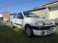 Renault Clio 1.9D comercial